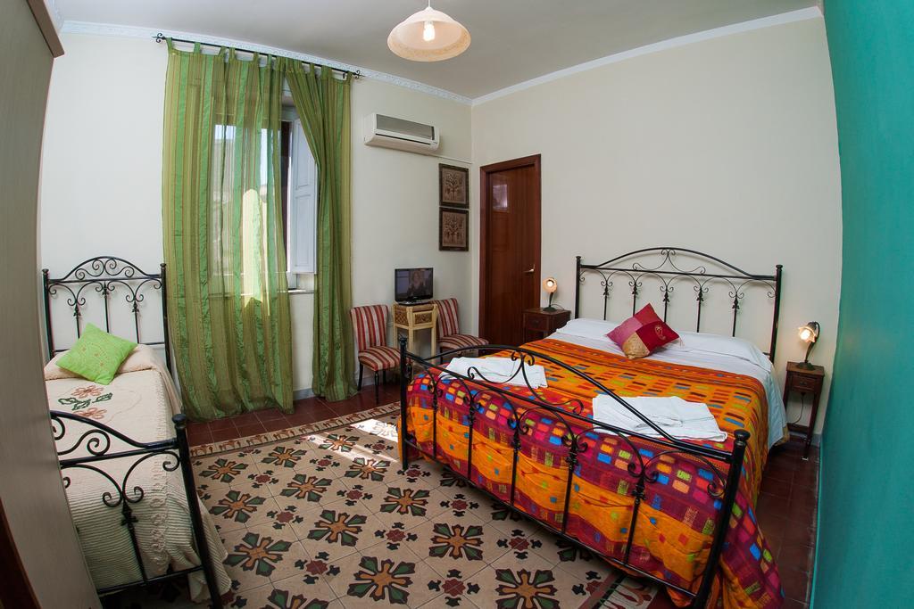 Bed and Breakfast Umberto 33 П'яцца-Армерина Номер фото